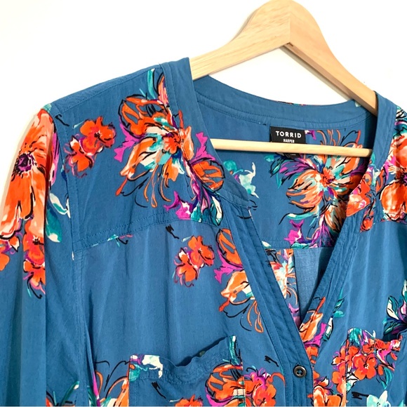 Torrid Blue Floral Harper Pullover Challis Blouse Tunic Size 1X 14-16 Summer Top - Picture 5 of 16